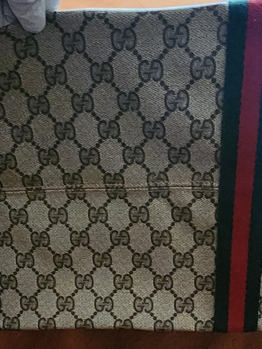 Gucci GG Supreme Cherry Line Tote w Green & Red Web Straps EUC Approx 23x15 1/2 - Picture 3 of 7